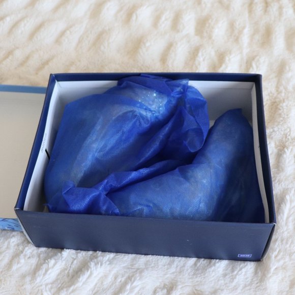 Gold Prom Pageant Homecoming Heels | 077 - Picture 5 of 12